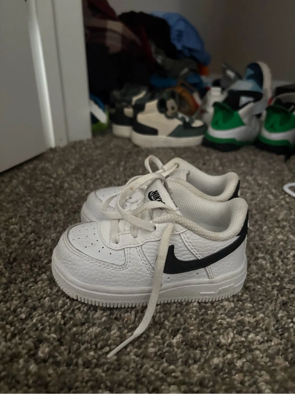 Nike Toddler Boys White Sneakers